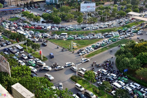 Ho Chi Minh-Ville : près de 900 milliards de dongs investis dans des projets clés 