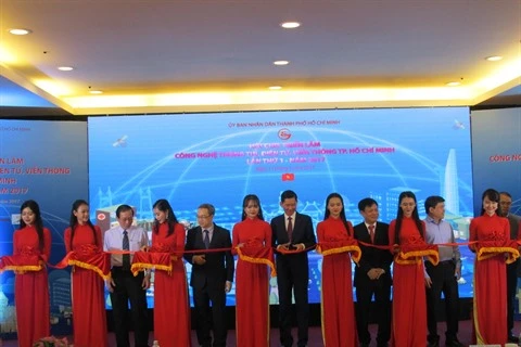 L’exposition sur les technologies «made in Vietnam»