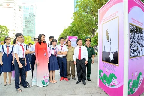 Photographie : des expositions en hommage au Président Hô Chi Minh