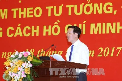 Pour que de plus en plus de personnes suivent l’exemple moral du Président Ho Chi Minh