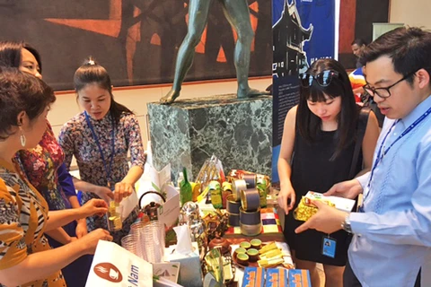 Le Vietnam participe à une fête du thé et du café à l’ONU