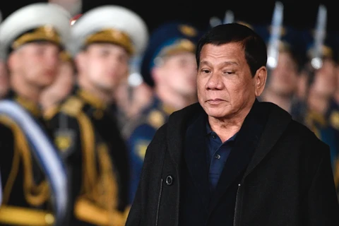 Philippines : Rodrigo Duterte étudie la possibilité d’imposer la loi martiale dans tout le pays