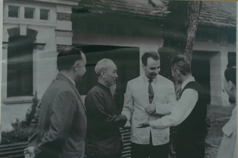 Président Hô Chi Minh et la presse révolutionnaire vietnamienne