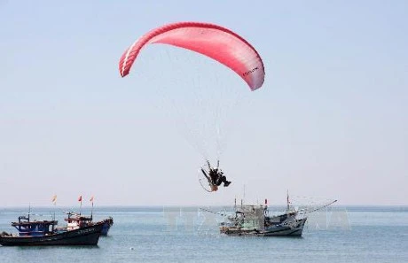 Plus de 100 sportifs au Championnat de parapente de Da Nang élargie 2017