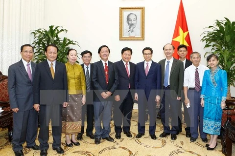 Le Vietnam et le Laos promeuvent leur coopération dans la santé