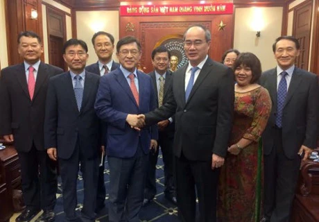 Ho Chi Minh-Ville est prête à coopérer avec Samsung