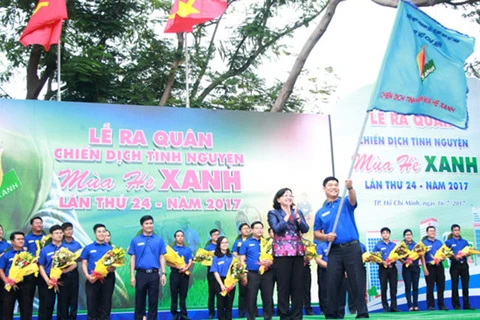  Ho Chi Minh-Ville : lancement de la campagne de volontariat «Eté vert 2017» 