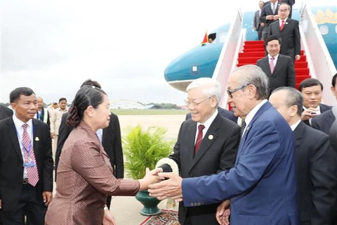 Le secrétaire général du PCV arrive à Phnom Penh pour sa visite d’Etat au Cambodge