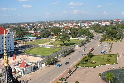 Conférence de promotion de l'investissement de Ho Chi Minh-Ville à Vientiane