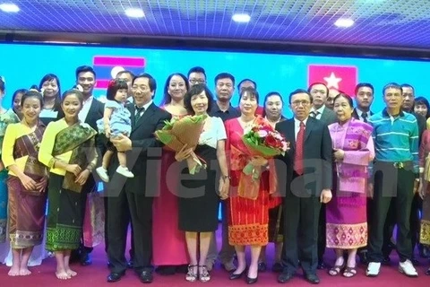 Échange culturel et sportif Vietnam-Laos en Russie