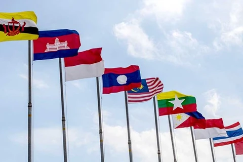 Célébration de l’anniversaire de l’ASEAN dans différents pays
