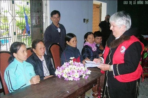 Une dame au grand cœur pour les victimes vietnamiennes de l’agent orange 