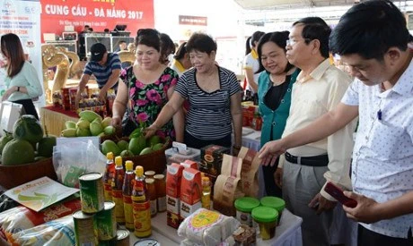 Ouverture de la foire internationale du commerce, du tourisme et de l’investissement à Da Nang