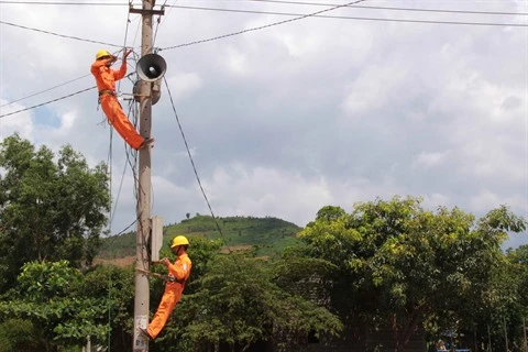Tay Nguyen : 100% des communes reliées au réseau électrique national