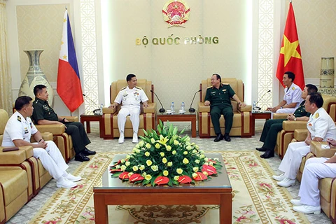 Renforcement des relations Vietnam-Philippines dans la défense