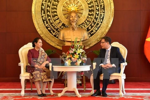 Le Laos félicite le Vietnam pour le 72ème anniversaire de la Fête nationale