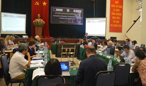 Da Nang: conférence sur la coopération entre les universités et les entreprises 