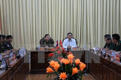 Une délégation militaire cambodgienne en visite à Hau Giang