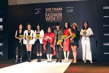 Bientôt la Vietnam International Fashion Week Fall – Winter 2017