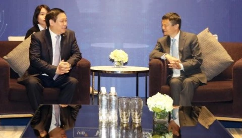 Alibaba s’engage à aider le Vietnam à développer le commerce électronique