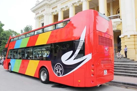 Ouverture des lignes de bus à deux étages pour les touristes à Hanoï