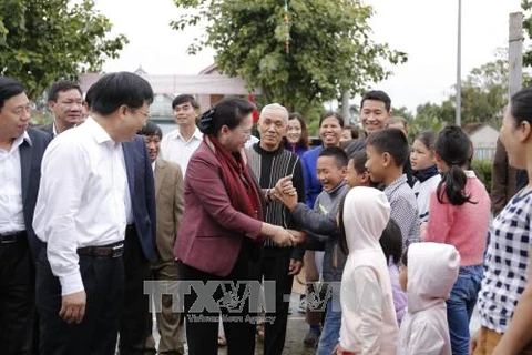 Nguyen Thi Kim Ngan à une fête de grande union nationale à Nghe An