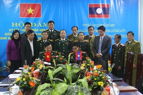 Les associations des anciens combattants de Thanh Hoa et de Houaphan main dans la main