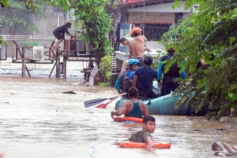 Philippines: la tempête Tembin fait 240 morts