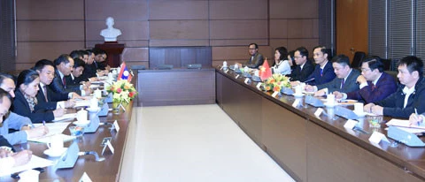 Échanges parlementaires Vietnam-Laos