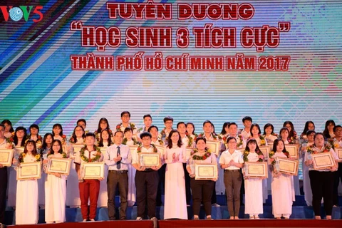 Activités à l’occasion de la Journée des élèves et étudiants vietnamiens