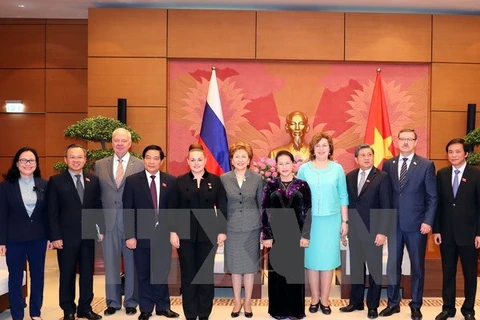 Renforcement des relations parlementaires Vietnam-Russie