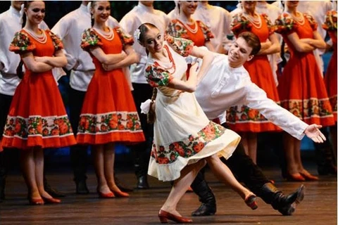 Une troupe de danse folklorique russe participera au Festival de Huê 2018