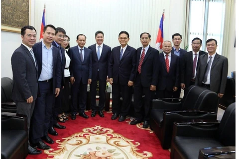 Vietnam - Cambodge : renforcer le transport et le commerce bilatéral