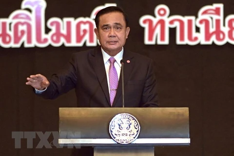 Élections "au plus tard en février 2019" en Thaïlande