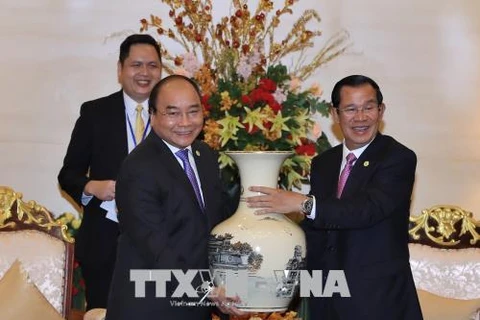 Vietnam et Cambodge affirment la détermination de consolider les relations bilatérales