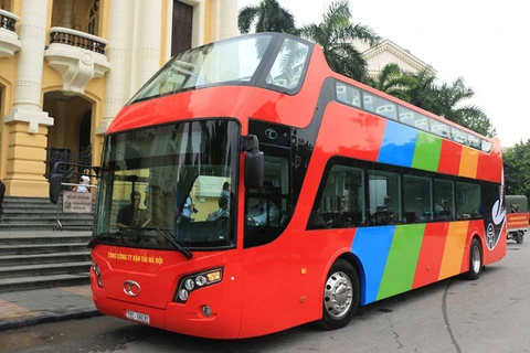 Hanoi lance les premiers circuits touristiques en bus à impériale