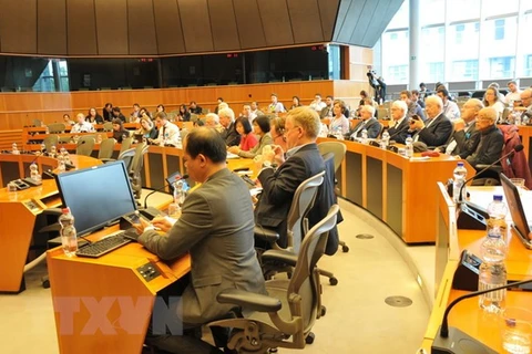 Séminaire sur l’accélération de la signature de l’EVFTA à Bruxelles