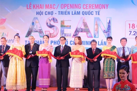 Ouverture de la foire-expo internationale de l'ASEAN 2018 à Ho Chi Minh-Ville
