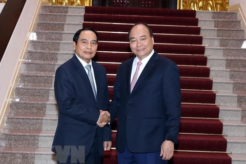 Le PM plaide pour la coopération entre les Inspections gouvernementales Vietnam-Laos