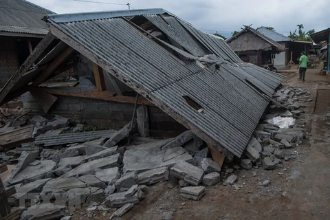 Indonésie: le bilan du séisme s’élève à 91 morts