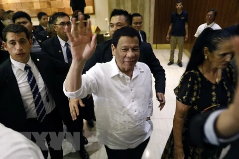 Le président philippin Rodrigo Duterte commence sa tournée en Proche-Orient