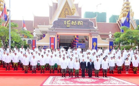 Félicitations au Cambodge pour ses listes approuvées des membres de l’AN et du gouvernement