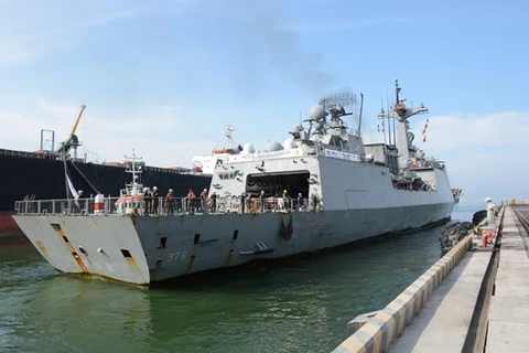 Un destroyer de la Marine sud-coréenne visite Da Nang