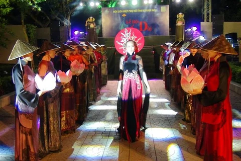 Khanh Hoa: Festival de l’ao dài « Couleur de la mer »