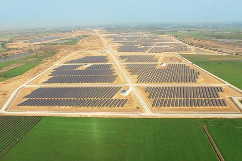 Le groupe thaïlandais B. Grim met en activité deux centrales solaires au Vietnam