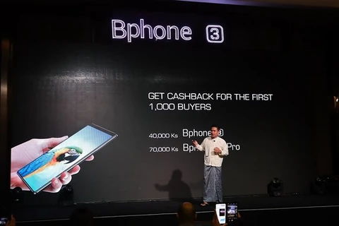 Le smartphone "made in Vietnam” Bphone lancé officiellement au Myanmar