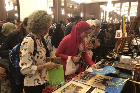 Le Vietnam participe au Bazar international de charité 2019 au Caire