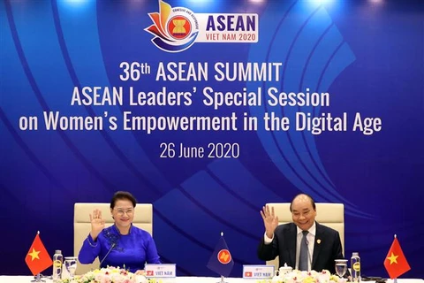 Des dirigeants de l'ASEAN discute de l'autonomisation des femmes à l’ère numérique