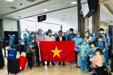 Coronavirus : près de 350 citoyens vietnamiens rapatriés des Etats-Unis
