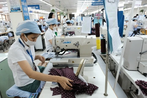 Les efforts du Vietnam pour la reprise économique en 2021